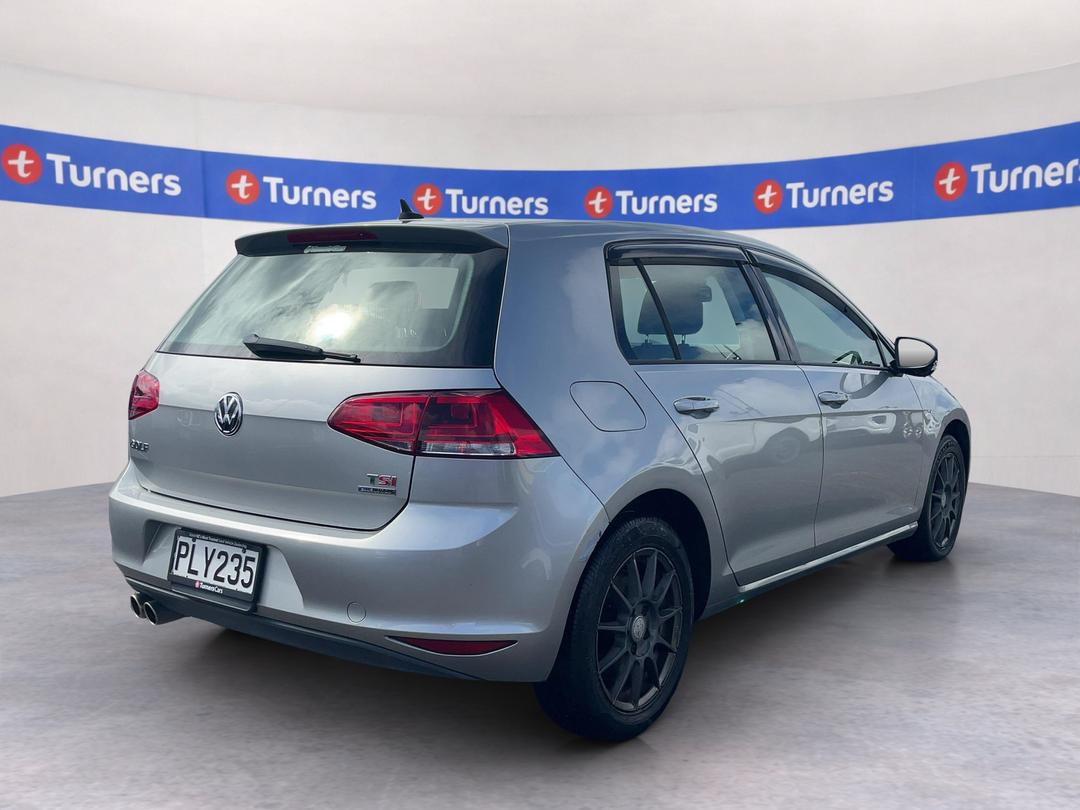 Photo '7' of Volkswagen Golf