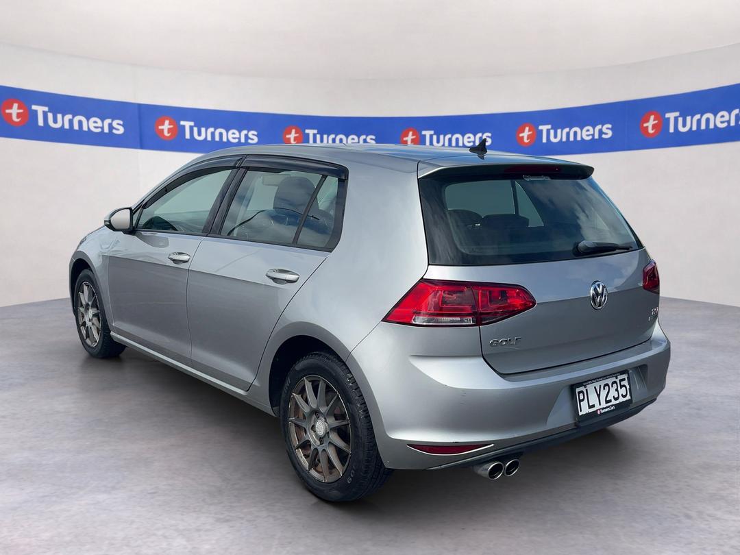 Photo '5' of Volkswagen Golf