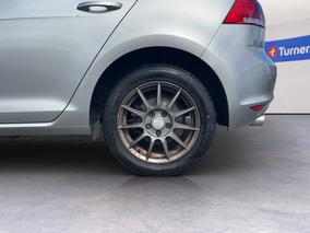 Photo '11' of Volkswagen Golf