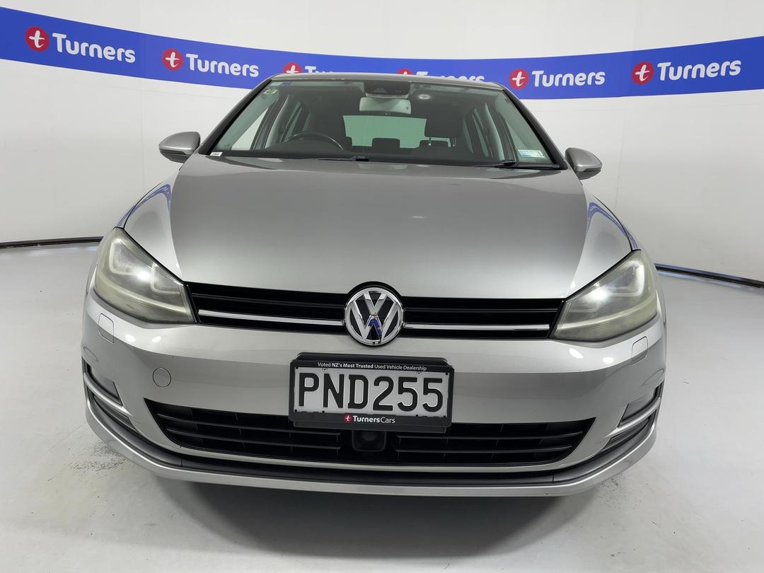Photo '2' of Volkswagen Golf