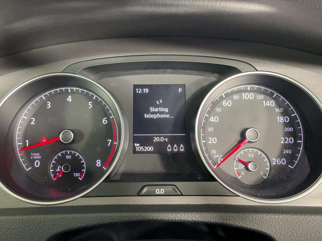 Photo '21' of Volkswagen Golf