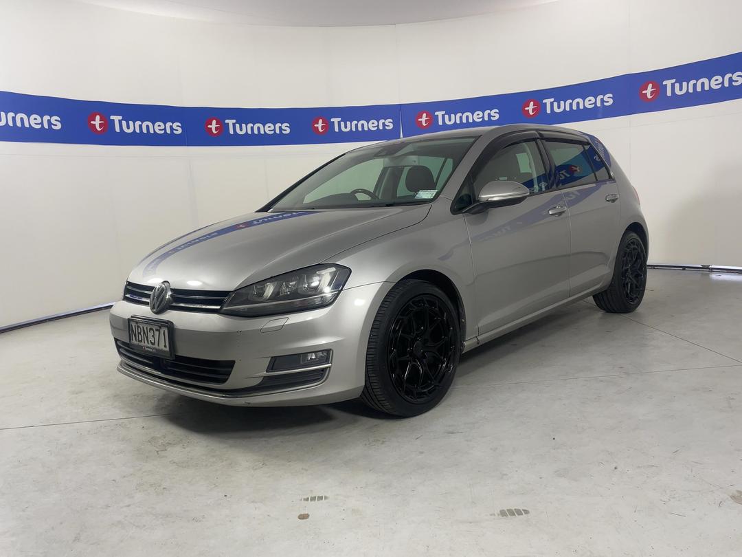 Photo '4' of Volkswagen Golf