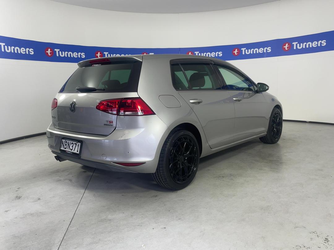 Photo '7' of Volkswagen Golf