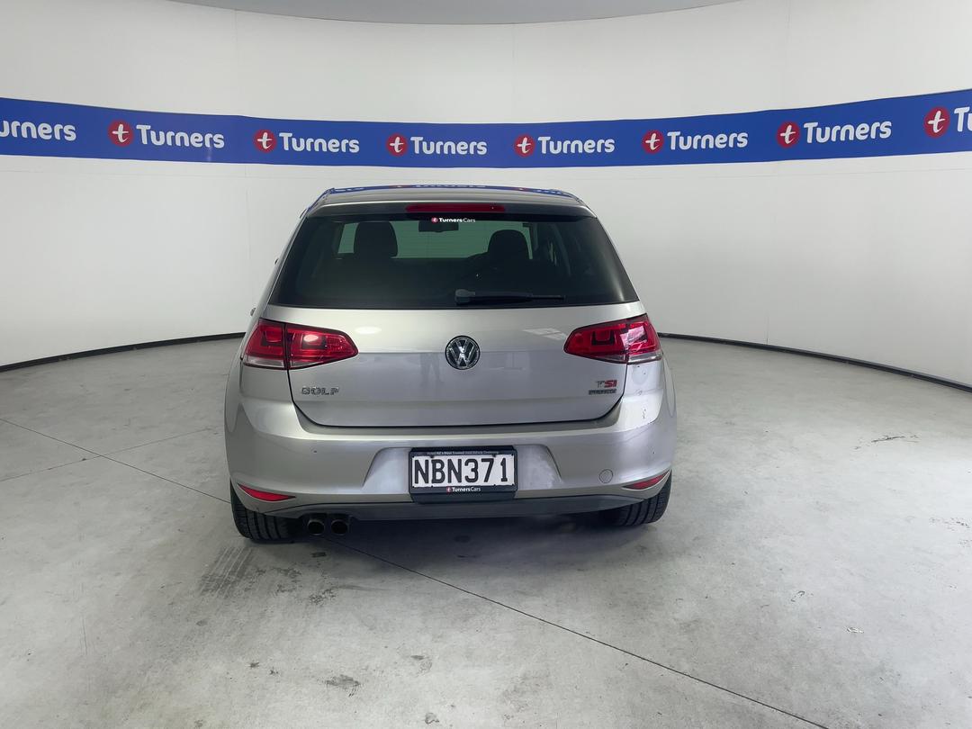 Photo '6' of Volkswagen Golf