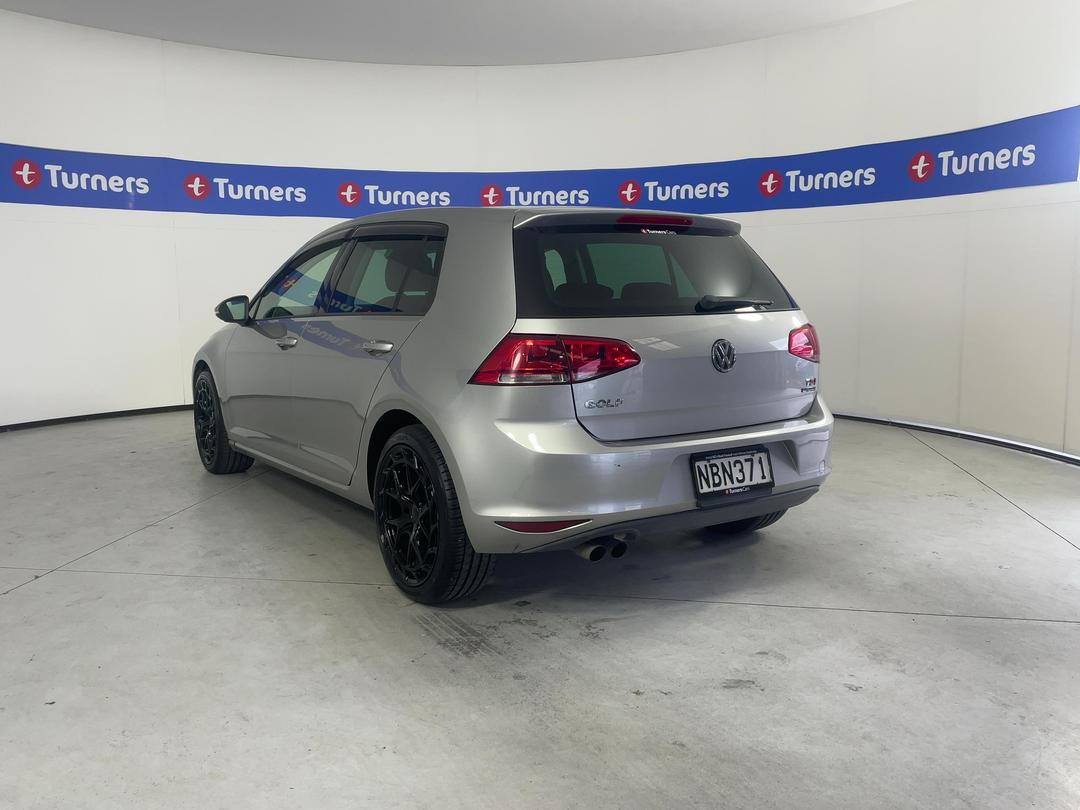 Photo '5' of Volkswagen Golf
