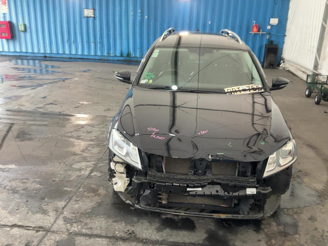 Photo '3' of Volkswagen Passat Variant Photo '3' of Volkswagen Passat Variant