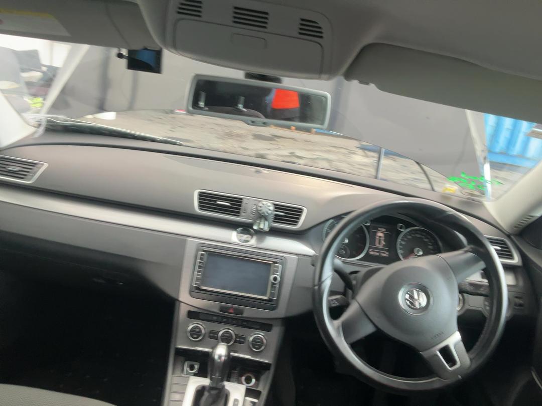 Photo '16' of Volkswagen Passat Variant Photo '16' of Volkswagen Passat Variant