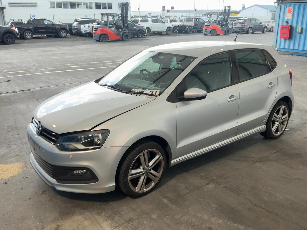 Photo '5' of Volkswagen Polo TSI 66KW Photo '5' of Volkswagen Polo TSI 66KW