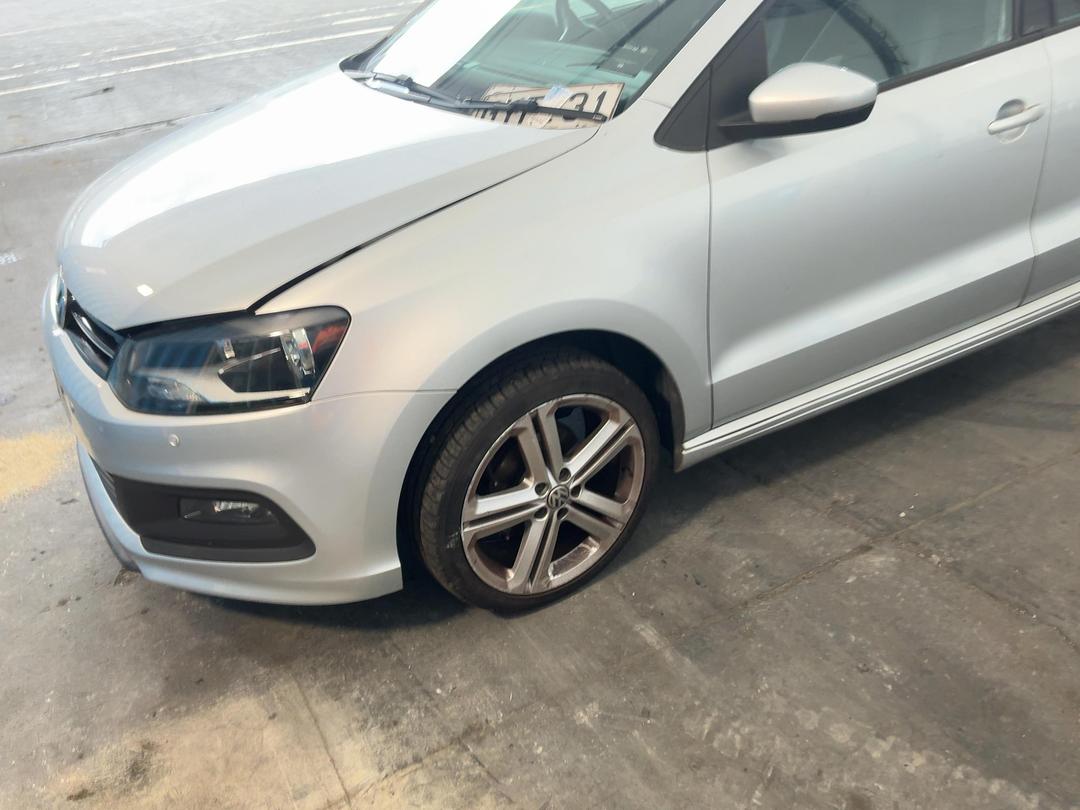 Photo '6' of Volkswagen Polo TSI 66KW Photo '6' of Volkswagen Polo TSI 66KW