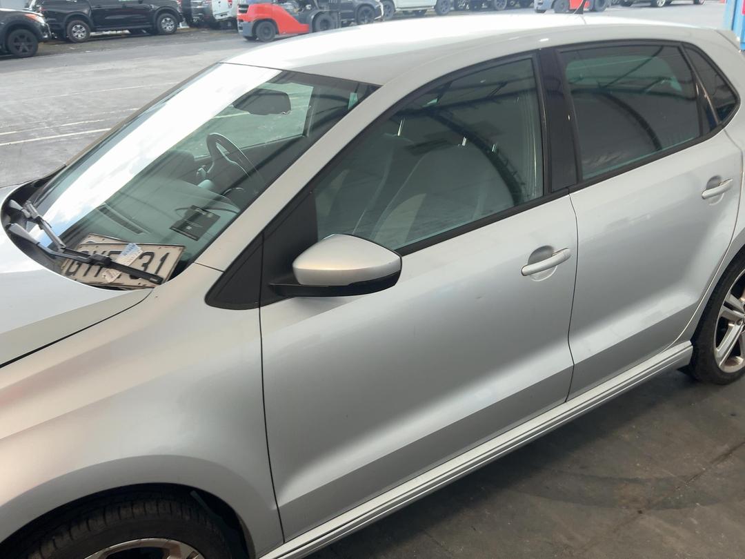 Photo '7' of Volkswagen Polo TSI 66KW Photo '7' of Volkswagen Polo TSI 66KW