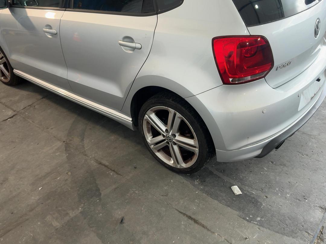 Photo '10' of Volkswagen Polo TSI 66KW Photo '10' of Volkswagen Polo TSI 66KW