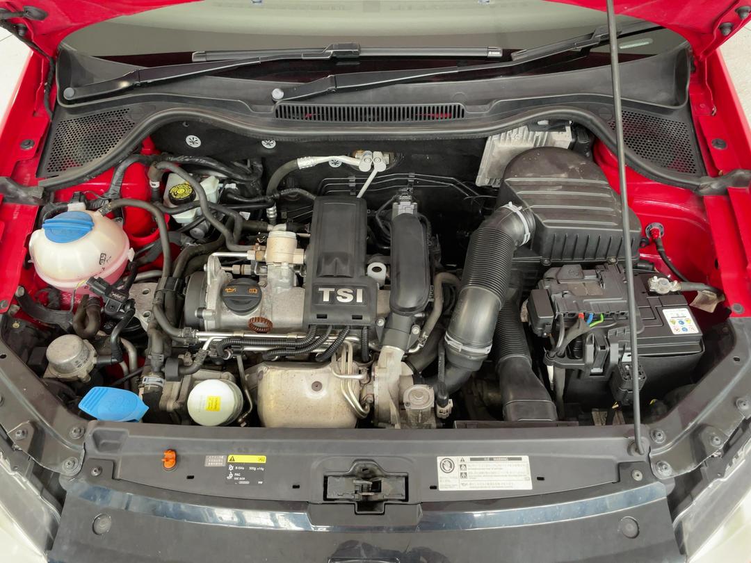 Photo '13' of Volkswagen Polo