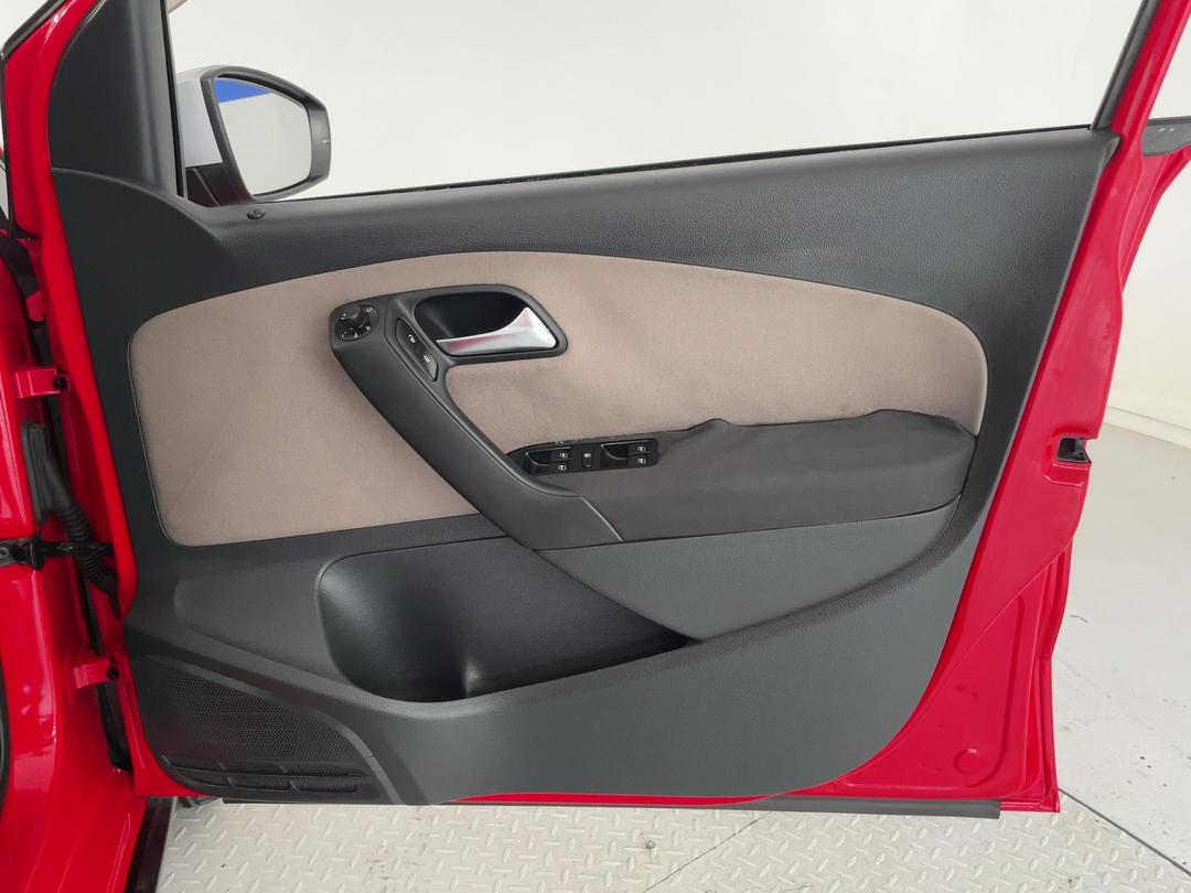 Photo '15' of Volkswagen Polo