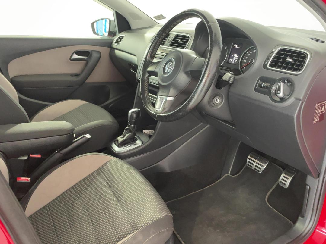 Photo '16' of Volkswagen Polo