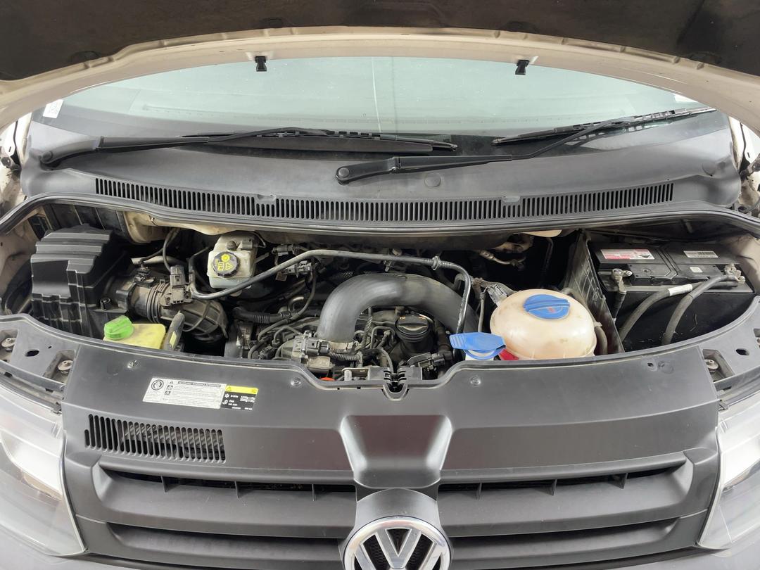 Photo '11' of Volkswagen T5 Transporter SWB