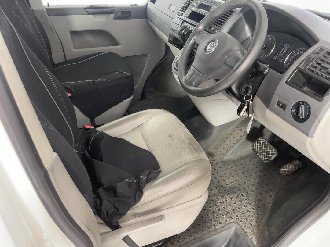 Photo '14' of Volkswagen T5 Transporter SWB