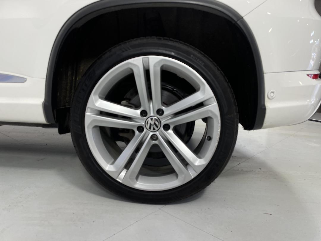Photo '11' of Volkswagen Tiguan