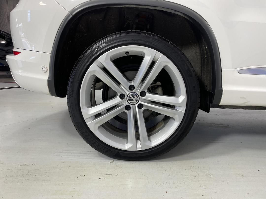 Photo '12' of Volkswagen Tiguan