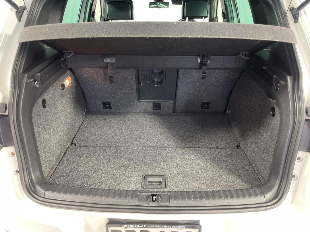 Photo '14' of Volkswagen Tiguan