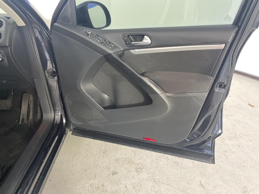 Photo '15' of Volkswagen Tiguan