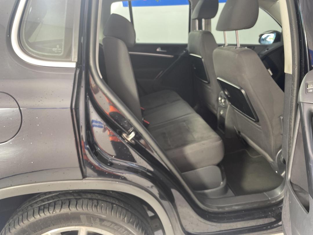 Photo '20' of Volkswagen Tiguan