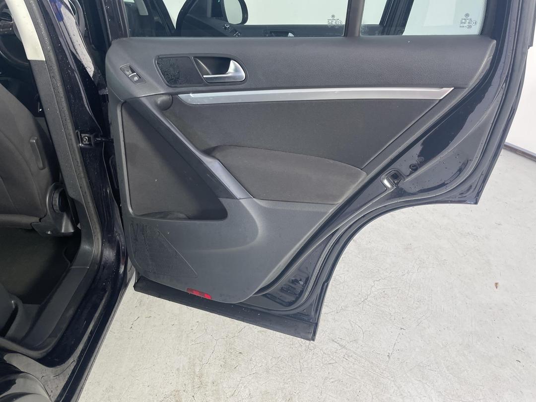 Photo '19' of Volkswagen Tiguan