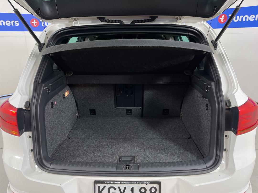 Photo '12' of Volkswagen Tiguan TSI 132KW