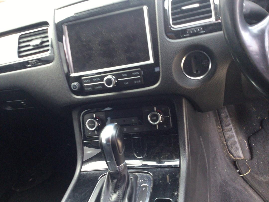 Photo '10' of Volkswagen Touareg TDI 150KW BMT