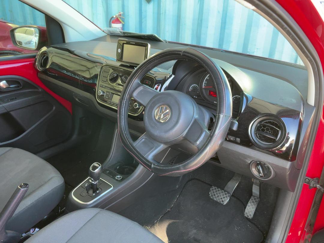 Photo '20' of Volkswagen UP ! (ASG) Photo '20' of Volkswagen UP ! (ASG)