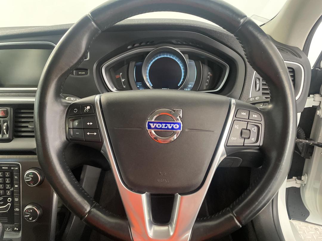 Photo '28' of Volvo V40