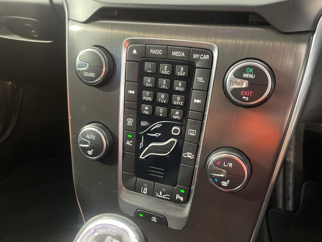 Photo '30' of Volvo V40