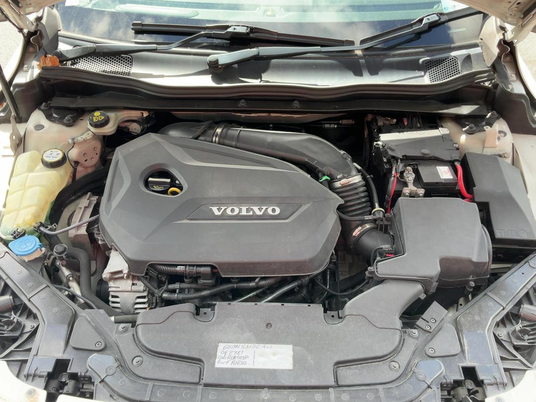 Photo '2' of Volvo V40 Photo '2' of Volvo V40