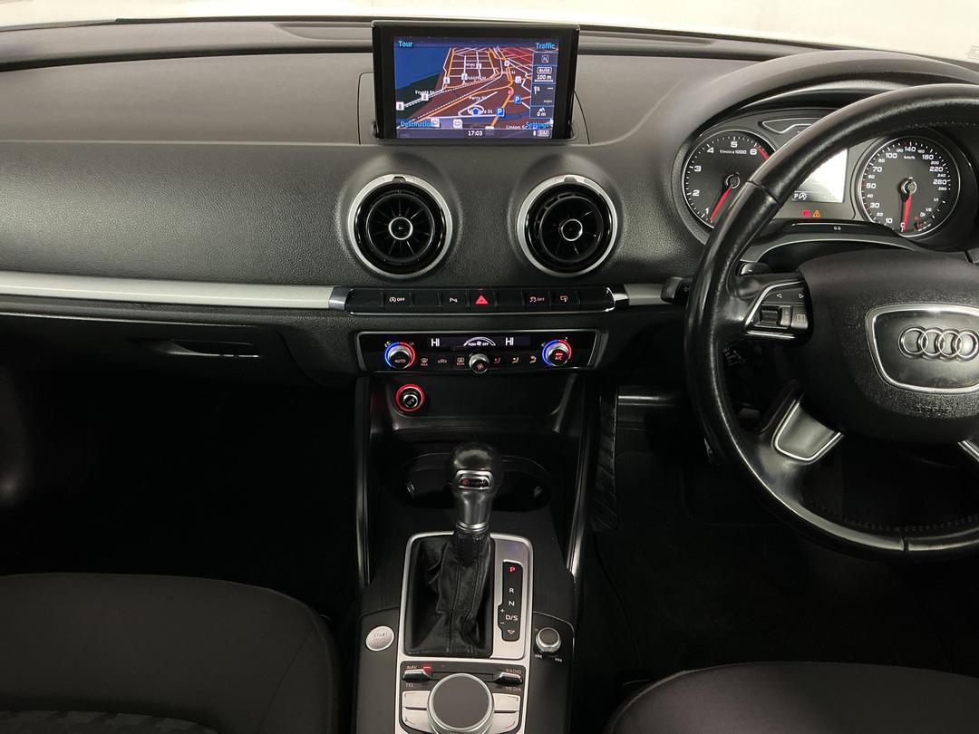 Photo '18' of Audi A3