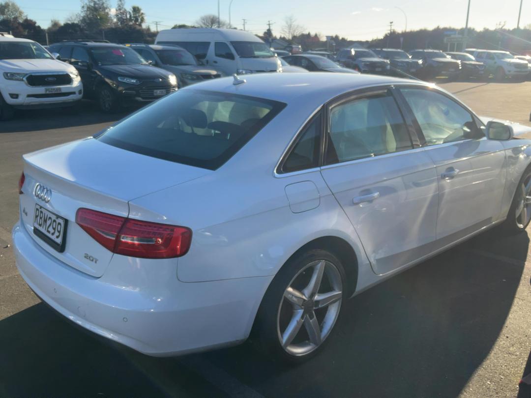 Photo '4' of Audi A4 2.0 Photo '4' of Audi A4 2.0