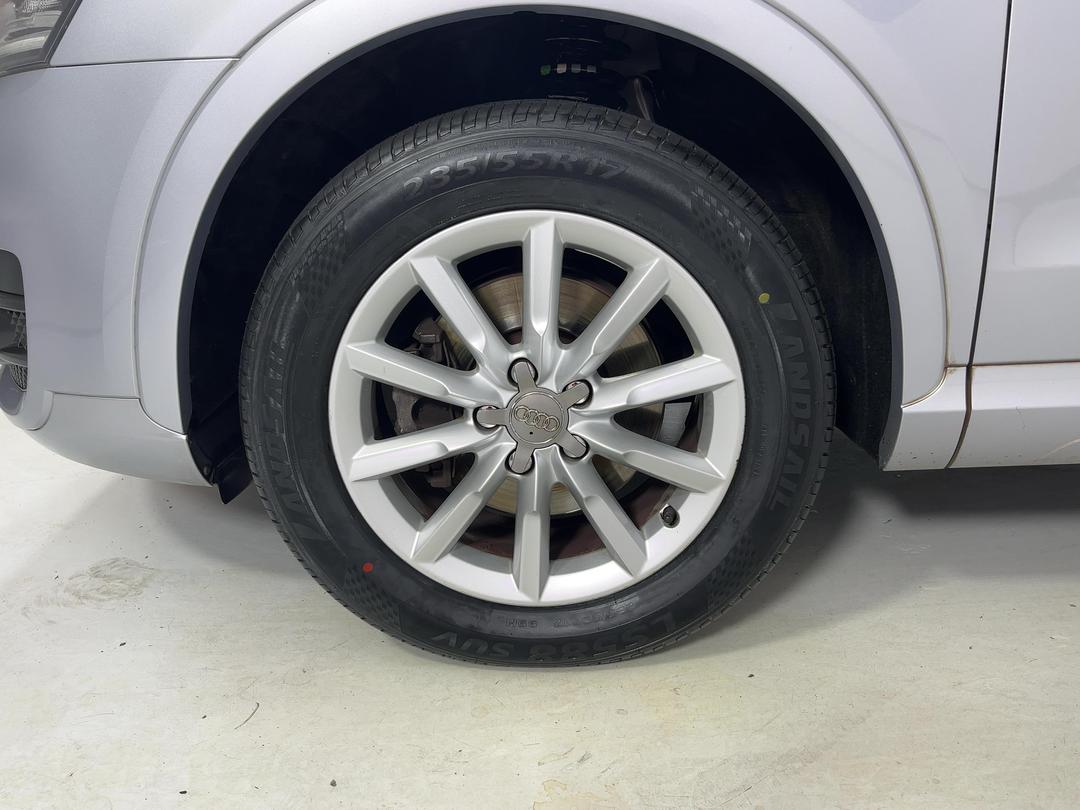 Photo '10' of Audi Q3