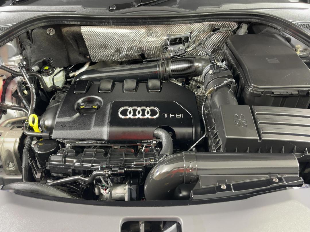 Photo '13' of Audi Q3