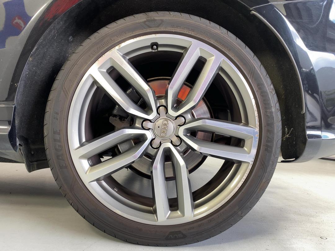 Photo '11' of Audi Q5