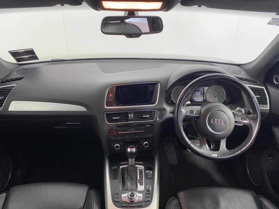 Photo '17' of Audi Q5