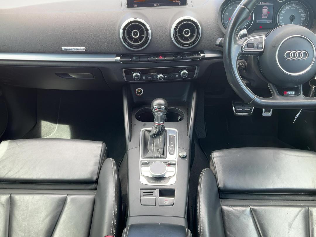 Photo '18' of Audi S3