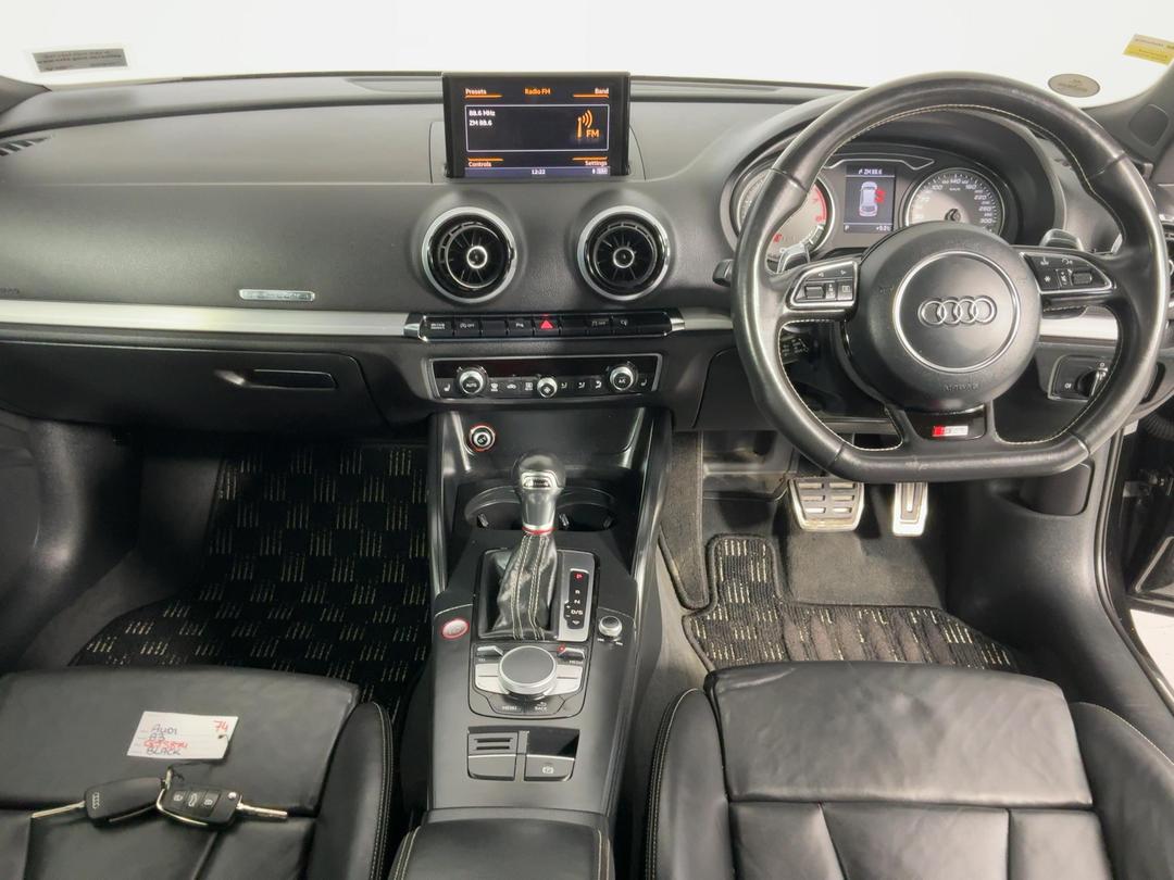 Photo '17' of Audi S3