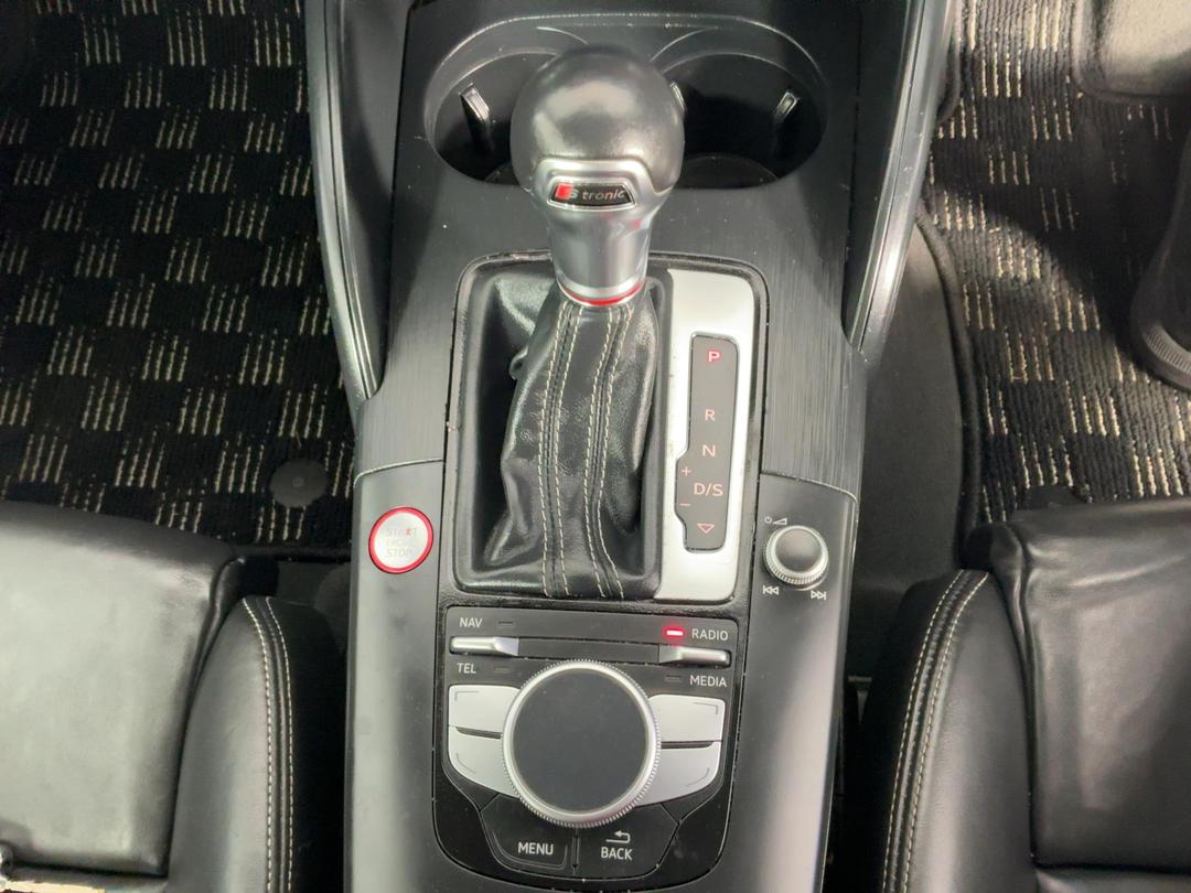 Photo '23' of Audi S3
