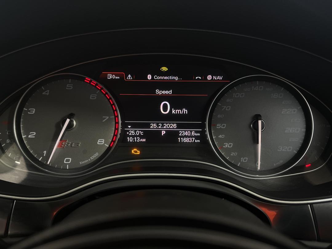 Photo '21' of Audi S6