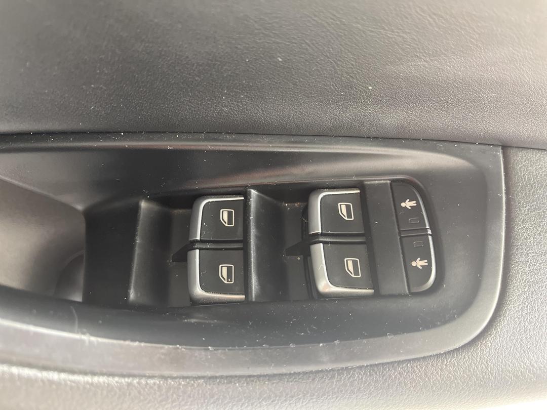 Photo '27' of Audi S6