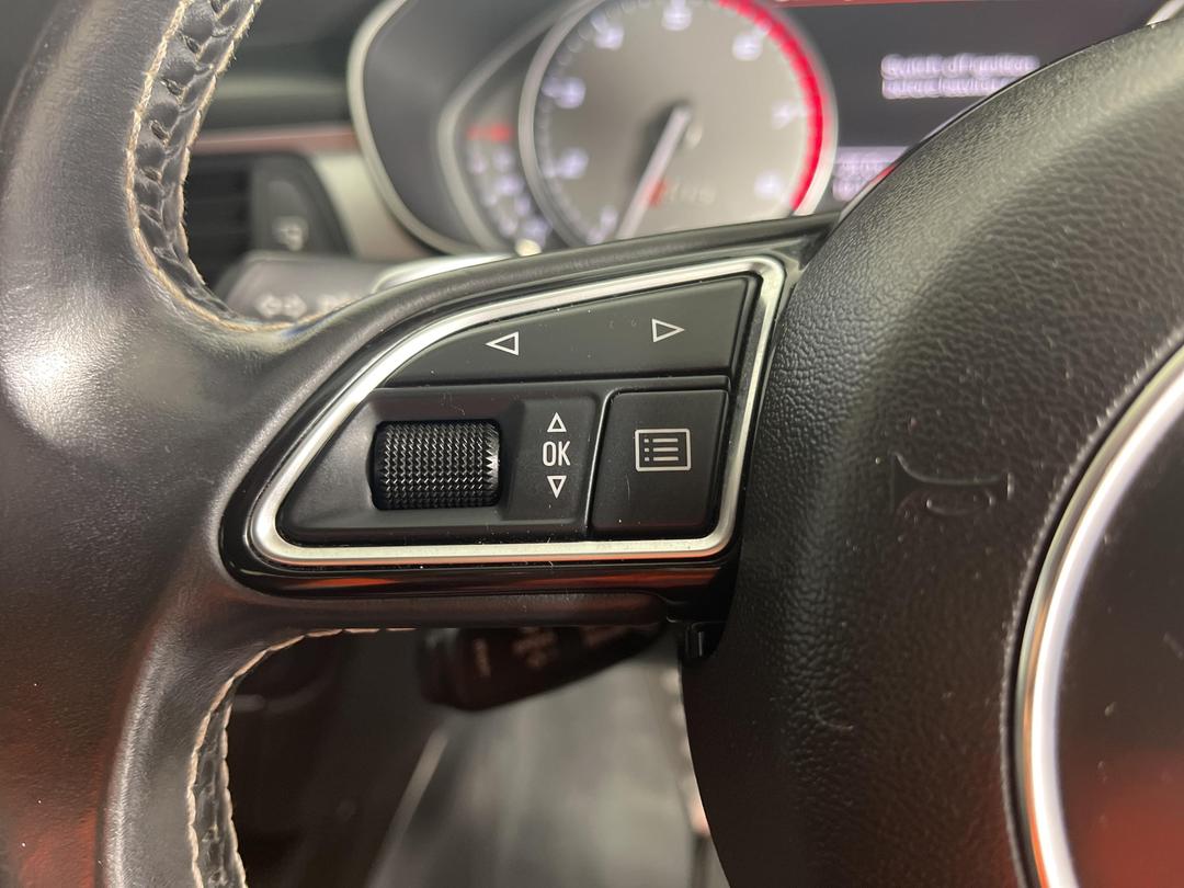 Photo '25' of Audi S6