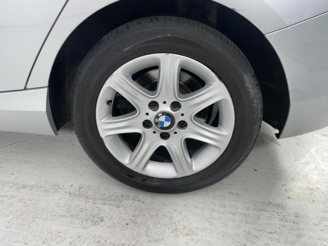 Photo '11' of BMW 1 Series