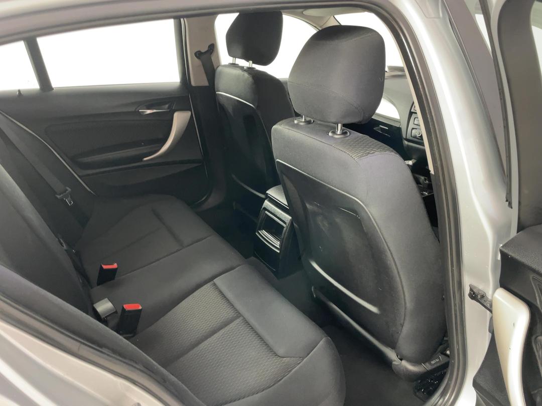 Photo '20' of BMW 1 Series