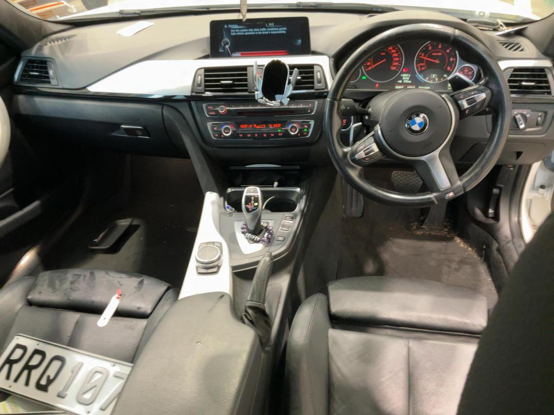 Photo '16' of BMW 3 Series 320D