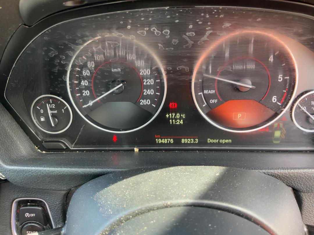 Photo '13' of BMW 3 Series 320D