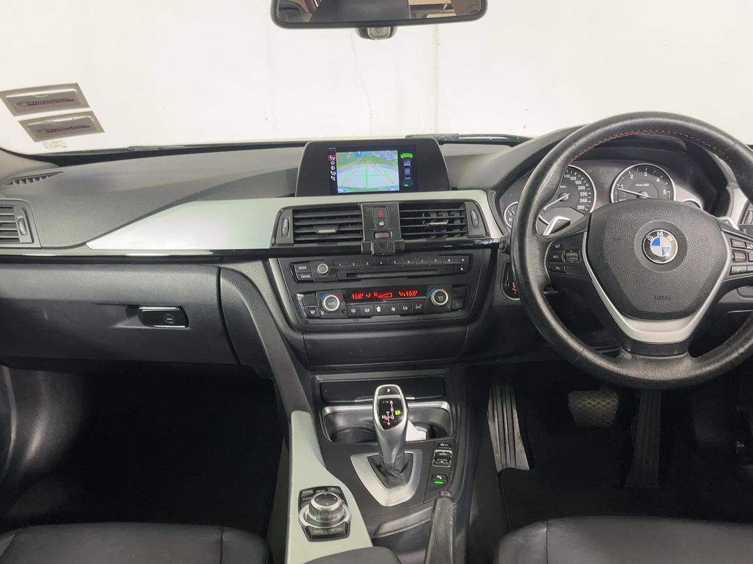 Photo '15' of BMW 3 Series 320D Photo '15' of BMW 3 Series 320D