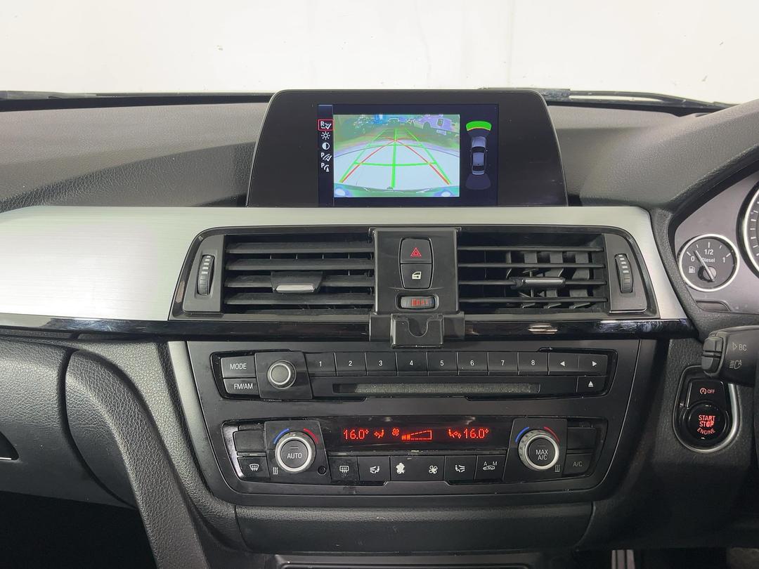 Photo '16' of BMW 3 Series 320D Photo '16' of BMW 3 Series 320D